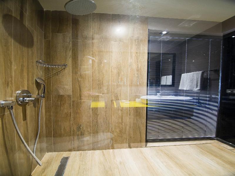 cheap resort hotels in Turkey to Spend holiday with family