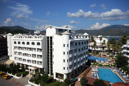 cheap resort hotels to Spend holiday with family