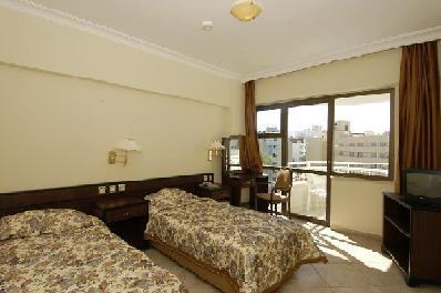 cheap resort hotels to Spend holiday with family