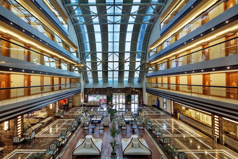 cheap resort hotels to Spend holiday with family