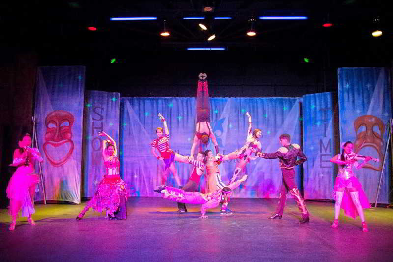 cheap resort hotels to Spend holiday with family