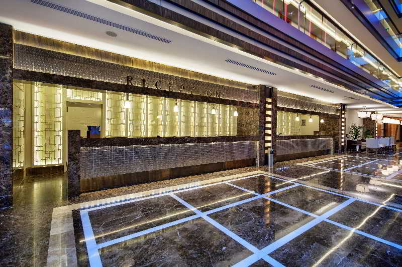 cheap resort hotels to Spend holiday with family