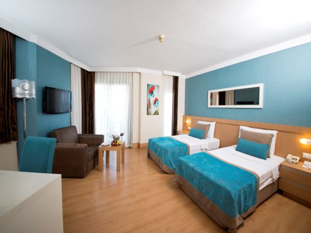 cheap resort hotels in Turkey to Spend holiday with family