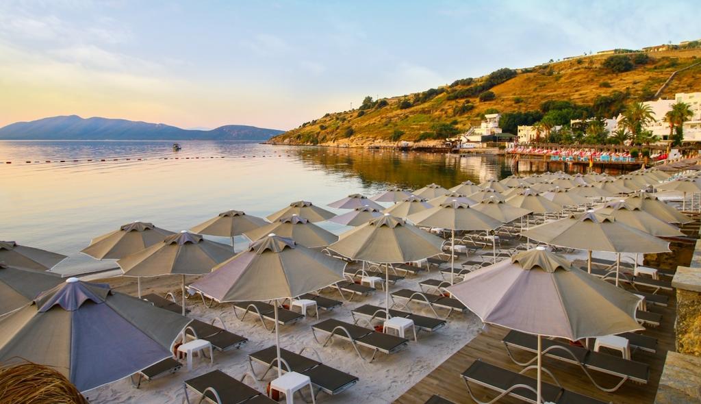 cheap resort hotels to Spend holiday with family