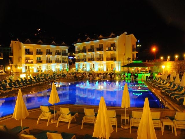 cheap resort hotels to Spend holiday with family