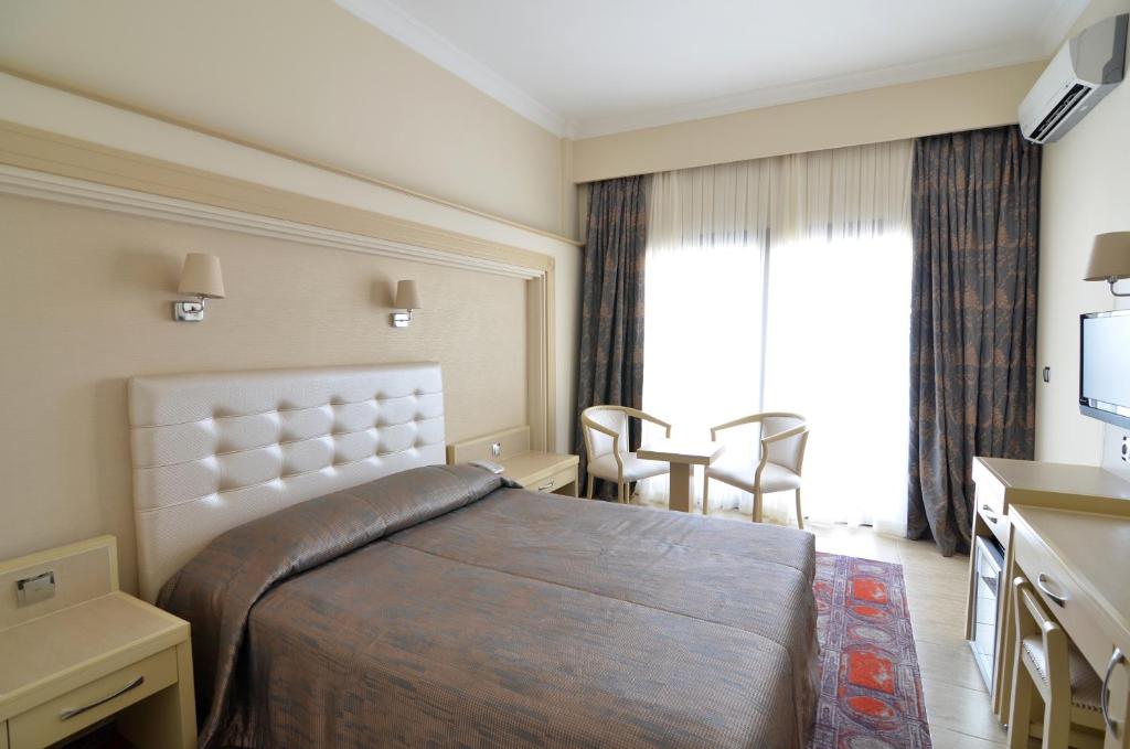 cheap resort hotels to Spend holiday with family