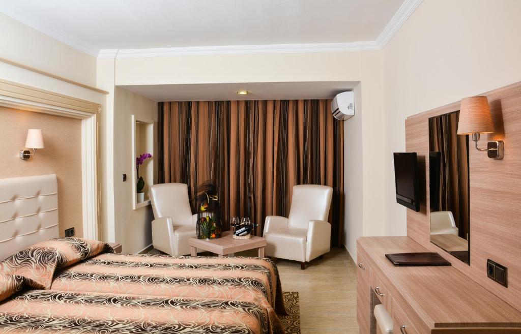 cheap resort hotels to Spend holiday with family