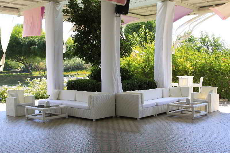 cheap resort hotels to Spend holiday with family