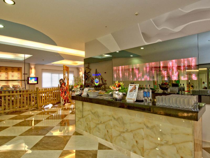 cheap resort hotels to Spend holiday with family