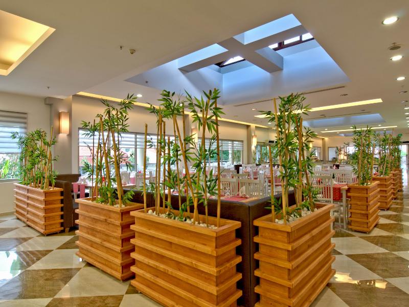 cheap resort hotels to Spend holiday with family