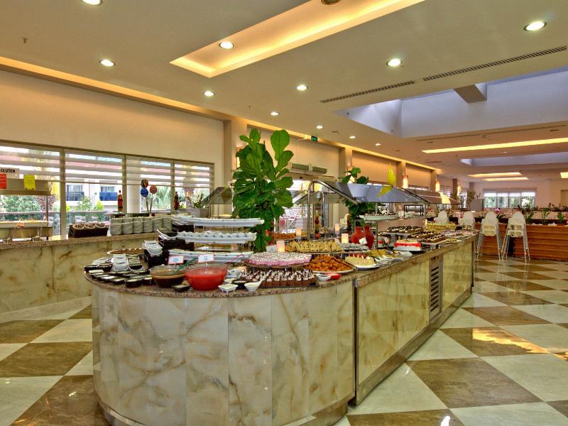 cheap resort hotels to Spend holiday with family