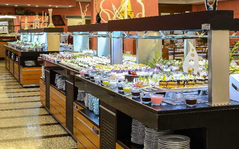 cheap resort hotels to Spend holiday with family