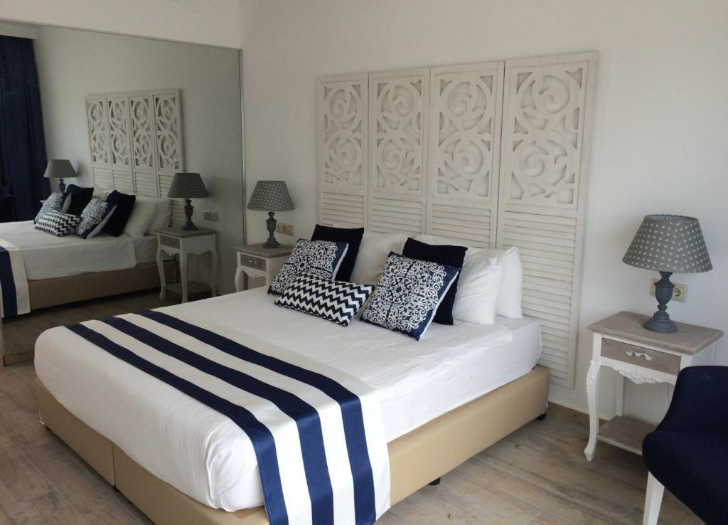 Family Room With Garden View Bedroom Club Blue Dreams Hotels