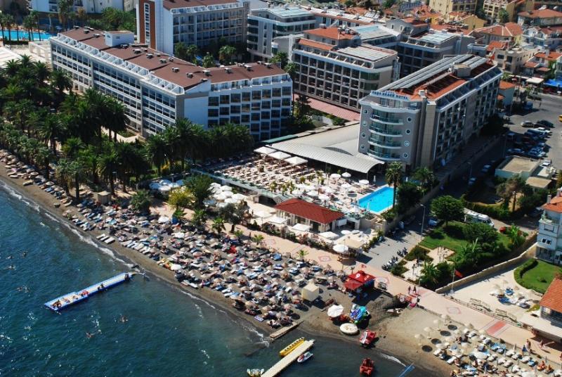 cheap resort hotels to Spend holiday with family