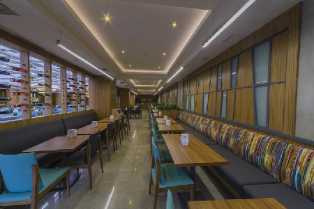 cheap resort hotels to Spend holiday with family