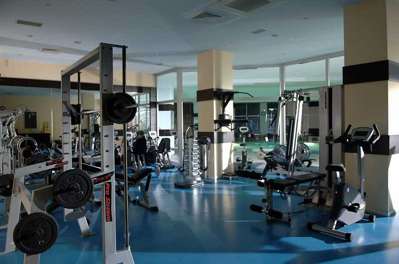 cheap resort hotels to Spend holiday with family