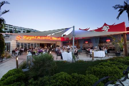 cheap resort hotels to Spend holiday with family