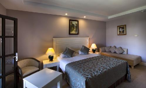 cheap resort hotels to Spend holiday with family