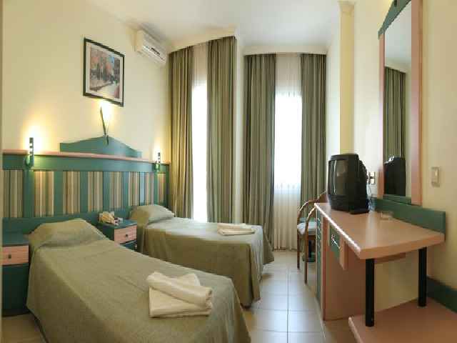 cheap resort hotels to Spend holiday with family