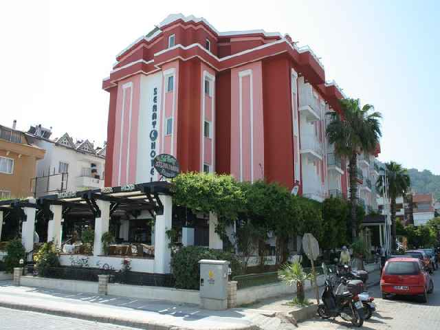 cheap resort hotels to Spend holiday with family