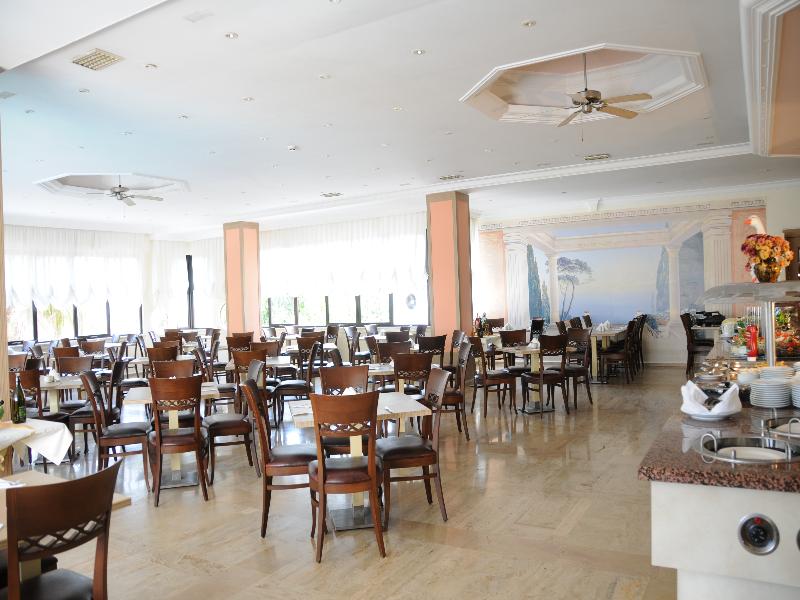 cheap resort hotels to Spend holiday with family