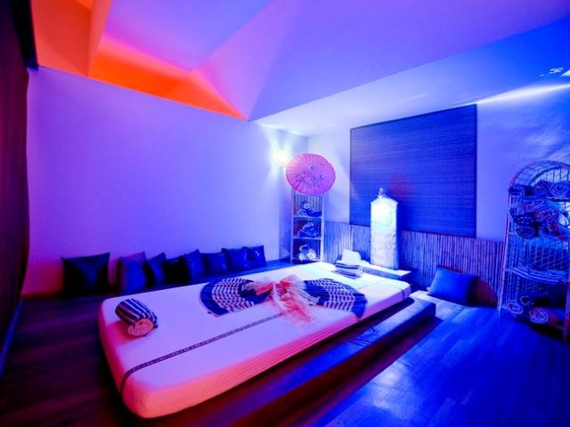 cheap resort hotels to Spend holiday with family