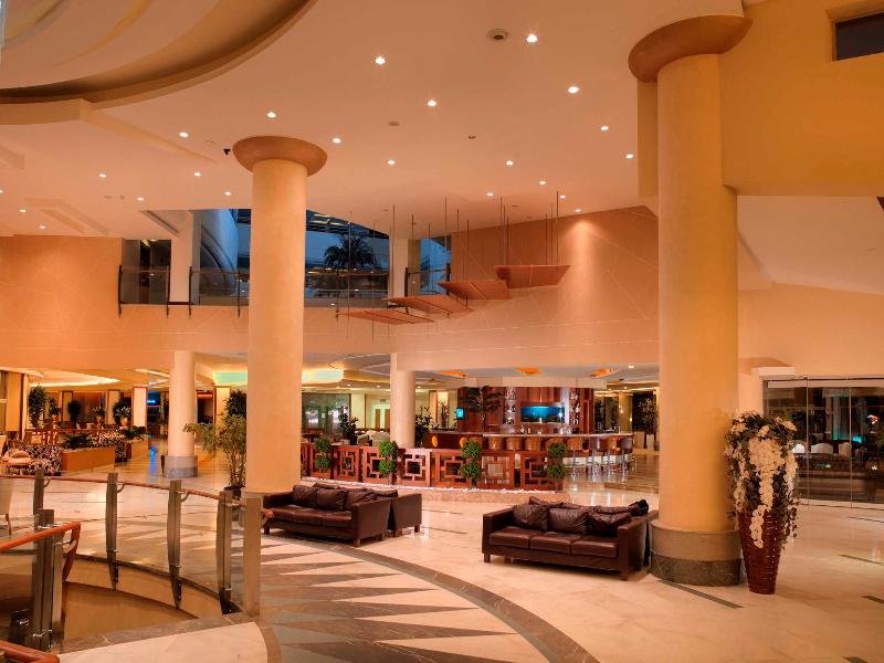 cheap resort hotels to Spend holiday with family