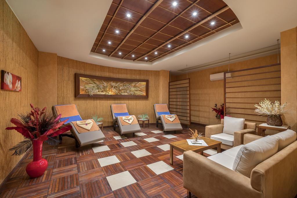 cheap resort hotels to Spend holiday with family