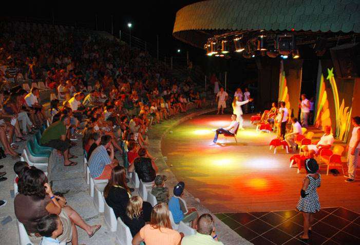 cheap resort hotels to Spend holiday with family