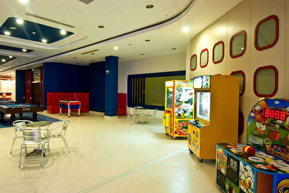 cheap resort hotels to Spend holiday with family