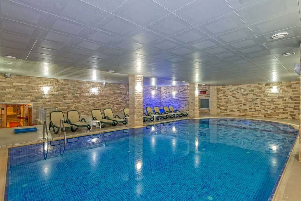 cheap resort hotels to Spend holiday with family