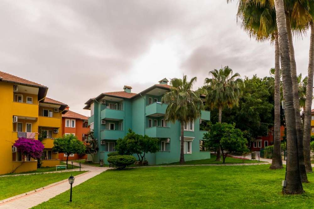 cheap resort hotels to Spend holiday with family