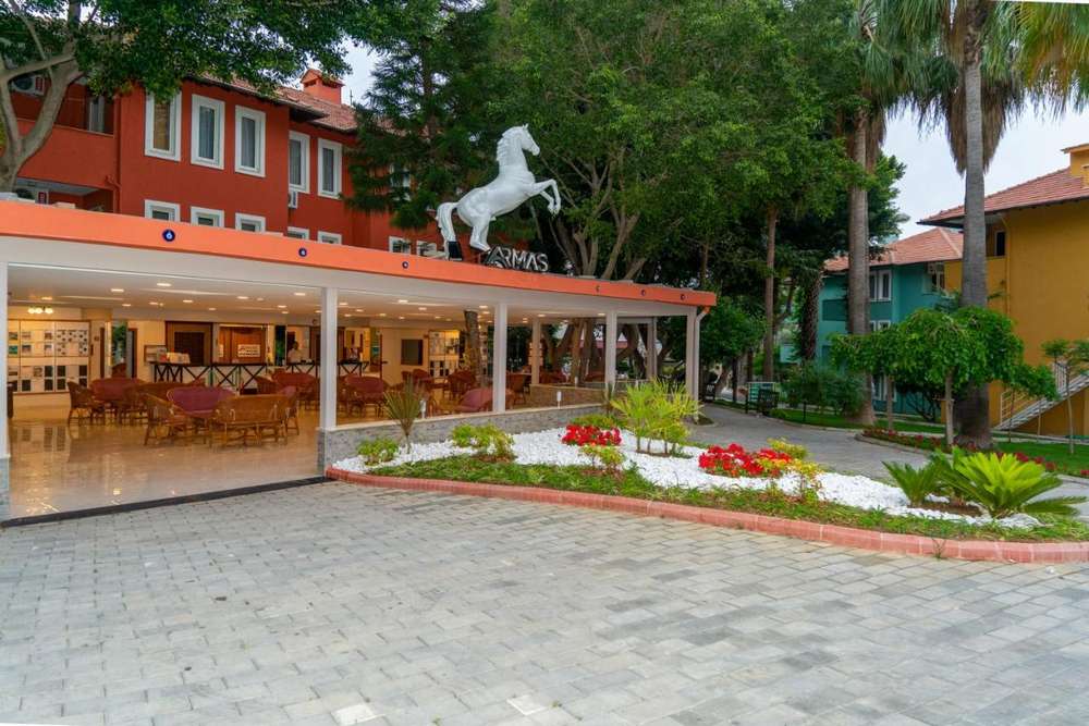 cheap resort hotels to Spend holiday with family