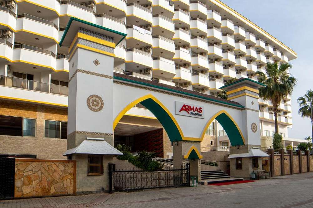 cheap resort hotels to Spend holiday with family