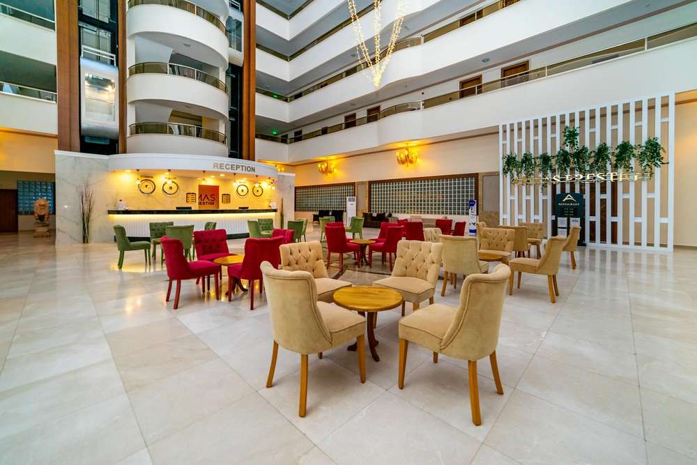 cheap resort hotels to Spend holiday with family