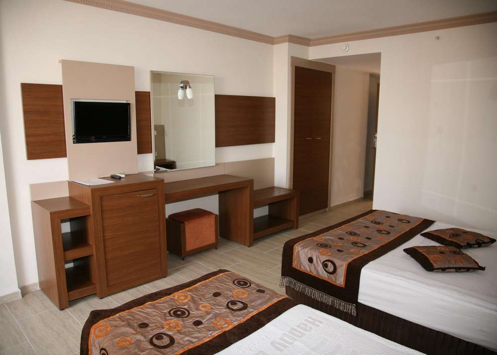 cheap resort hotels to Spend holiday with family