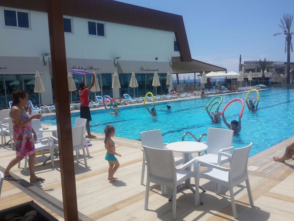 cheap resort hotels to Spend holiday with family