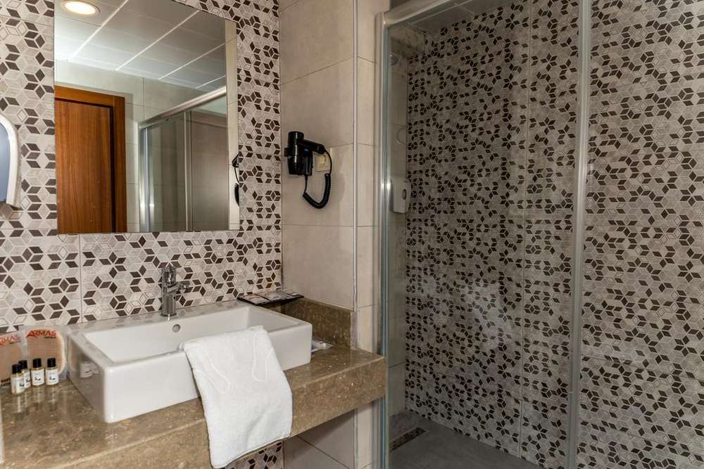 cheap resort hotels to Spend holiday with family