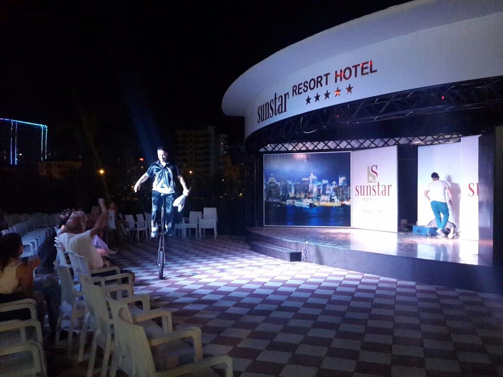 cheap resort hotels to Spend holiday with family