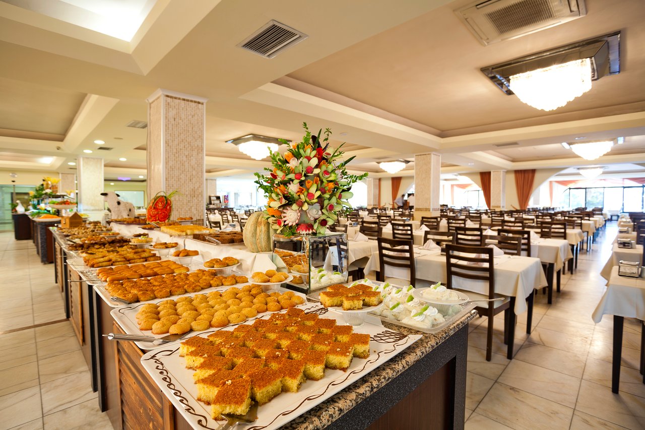 cheap resort hotels to Spend holiday with family