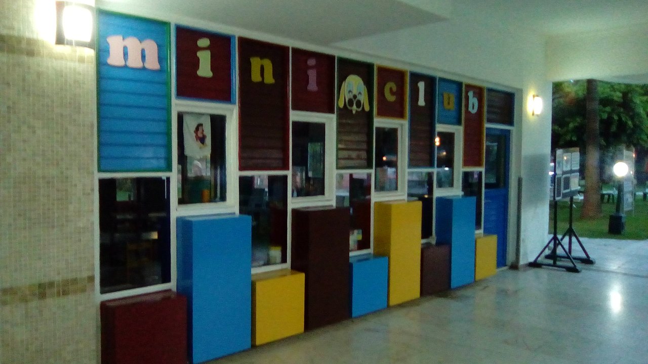 cheap resort hotels to Spend holiday with family