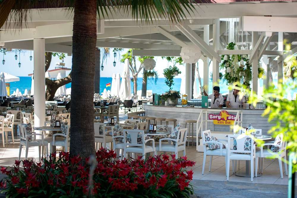 cheap resort hotels to Spend holiday with family