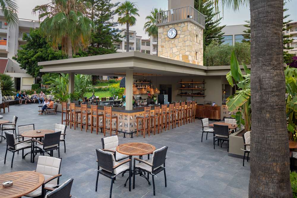 cheap resort hotels to Spend holiday with family