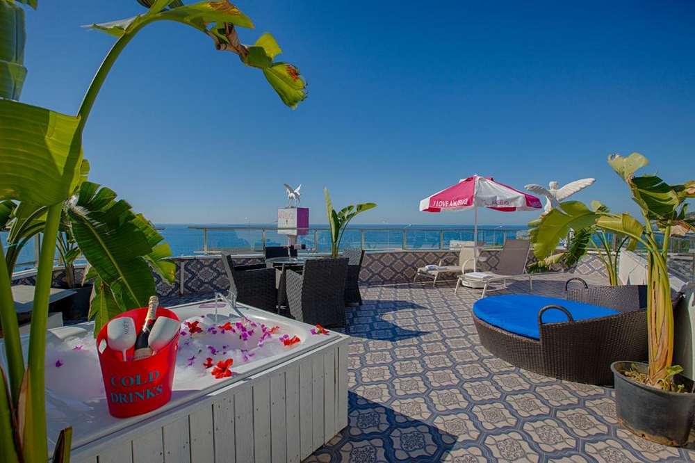 cheap resort hotels to Spend holiday with family