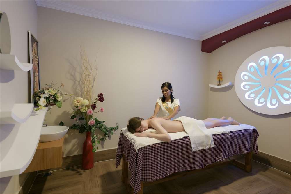 cheap resort hotels to Spend holiday with family