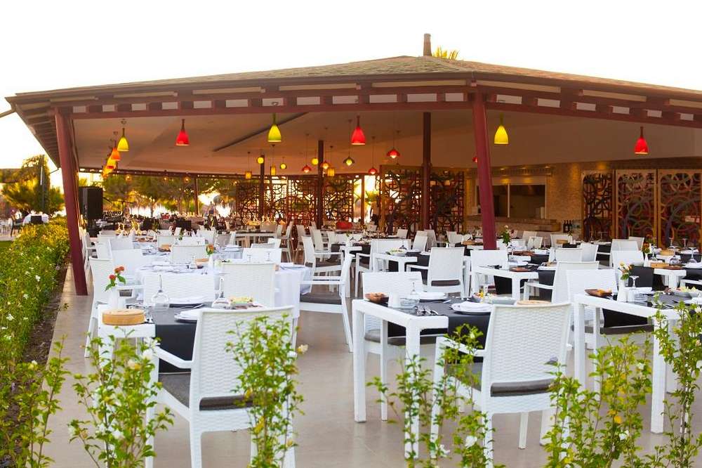 cheap resort hotels to Spend holiday with family