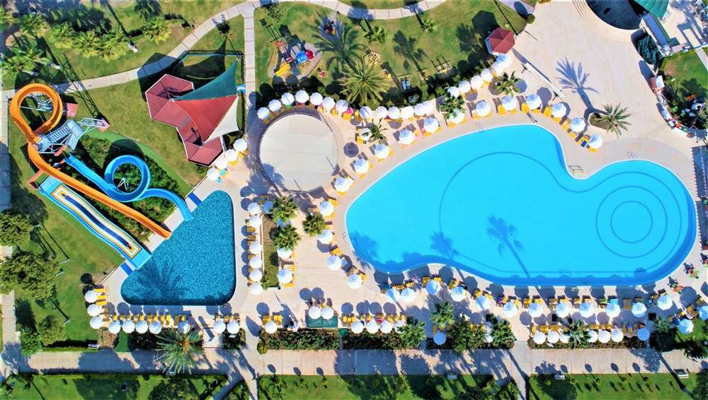cheap resort hotels to Spend holiday with family
