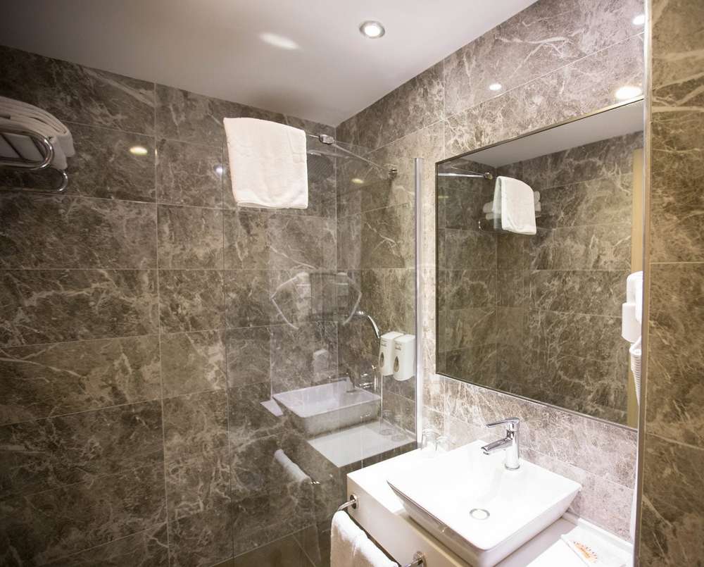 Club Justiniano Antalya Bathroom