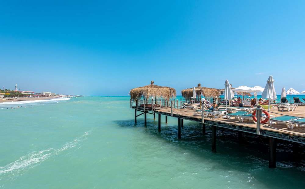 cheap resort hotels to Spend holiday with family