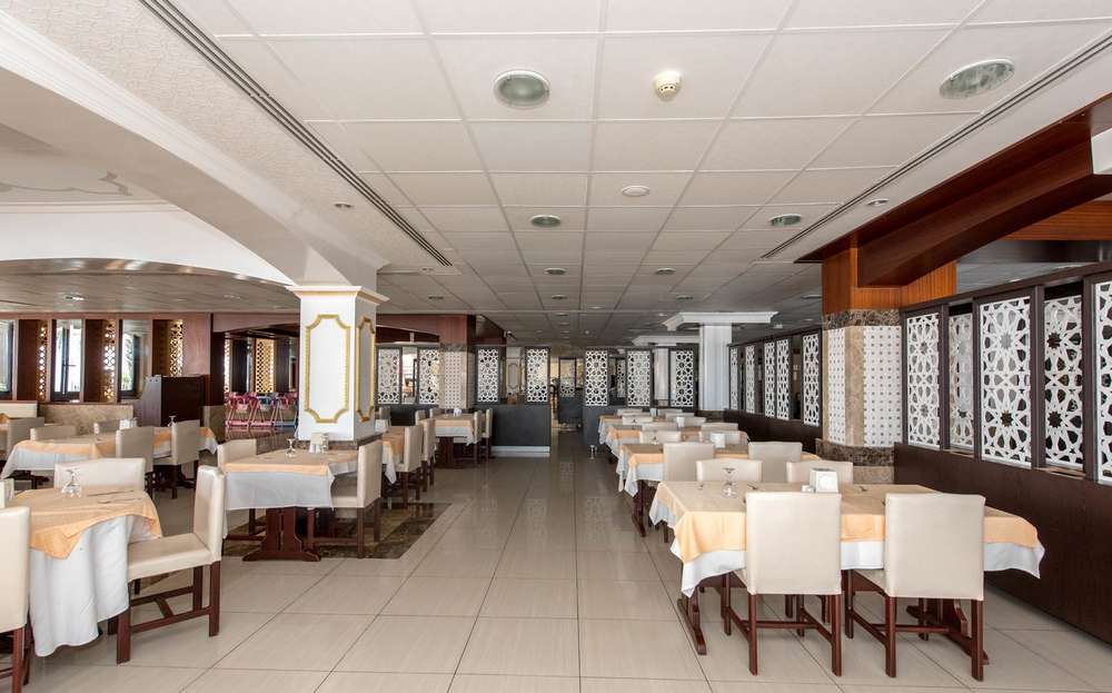 cheap resort hotels to Spend holiday with family